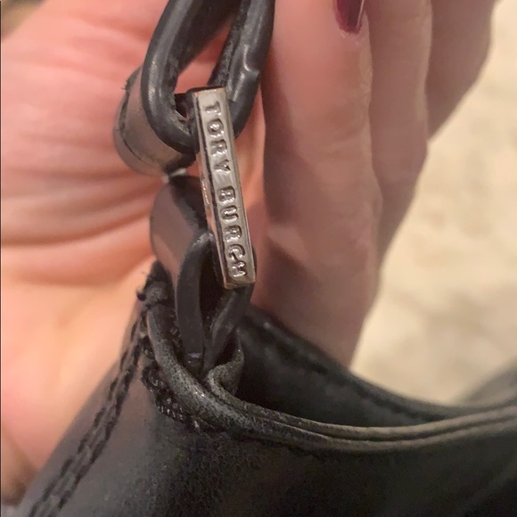 Tory Burch black leather hobo bag - Picture 3 of 4